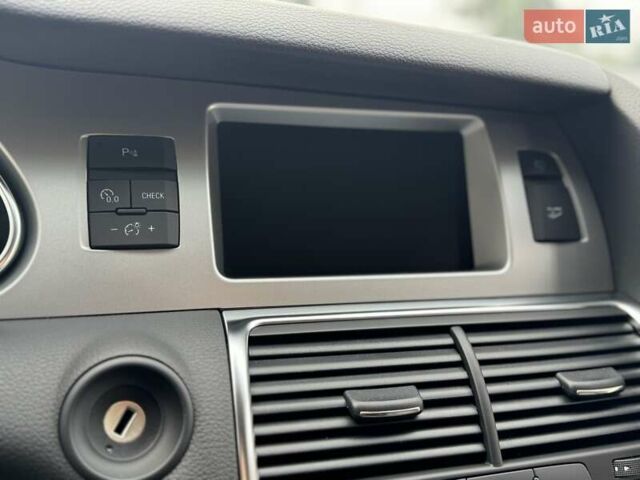 Білий Ауді Ку 7, об'ємом двигуна 3 л та пробігом 159 тис. км за 16500 $, фото 43 на Automoto.ua