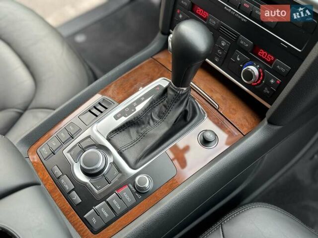 Білий Ауді Ку 7, об'ємом двигуна 3 л та пробігом 159 тис. км за 16500 $, фото 67 на Automoto.ua