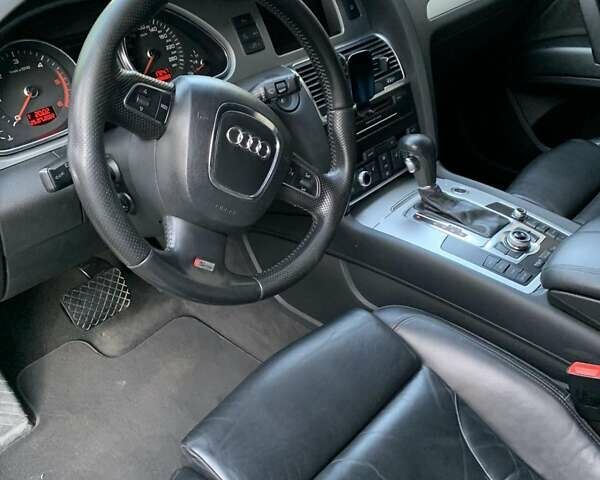Белый Ауди Ку 7, объемом двигателя 4.21 л и пробегом 287 тыс. км за 16700 $, фото 5 на Automoto.ua