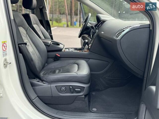 Білий Ауді Ку 7, об'ємом двигуна 3 л та пробігом 159 тис. км за 16500 $, фото 60 на Automoto.ua