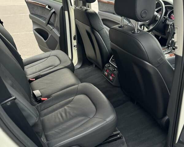 Білий Ауді Ку 7, об'ємом двигуна 3 л та пробігом 159 тис. км за 16500 $, фото 56 на Automoto.ua