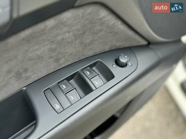 Білий Ауді Ку 7, об'ємом двигуна 3 л та пробігом 159 тис. км за 16500 $, фото 27 на Automoto.ua
