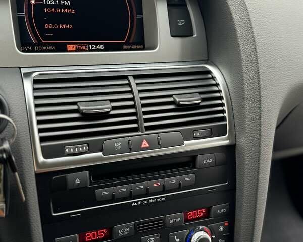 Білий Ауді Ку 7, об'ємом двигуна 3 л та пробігом 159 тис. км за 16500 $, фото 47 на Automoto.ua