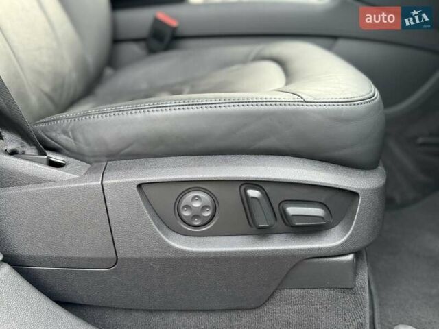 Білий Ауді Ку 7, об'ємом двигуна 3 л та пробігом 159 тис. км за 16500 $, фото 61 на Automoto.ua