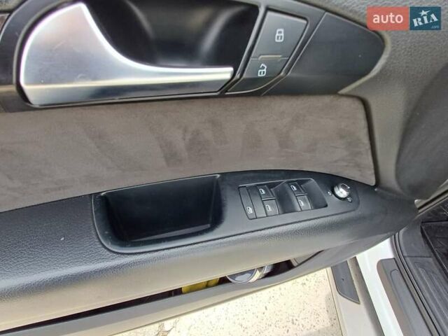 Білий Ауді Ку 7, об'ємом двигуна 2.97 л та пробігом 400 тис. км за 16999 $, фото 10 на Automoto.ua
