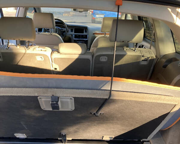 Білий Ауді Ку 7, об'ємом двигуна 3 л та пробігом 214 тис. км за 13500 $, фото 37 на Automoto.ua