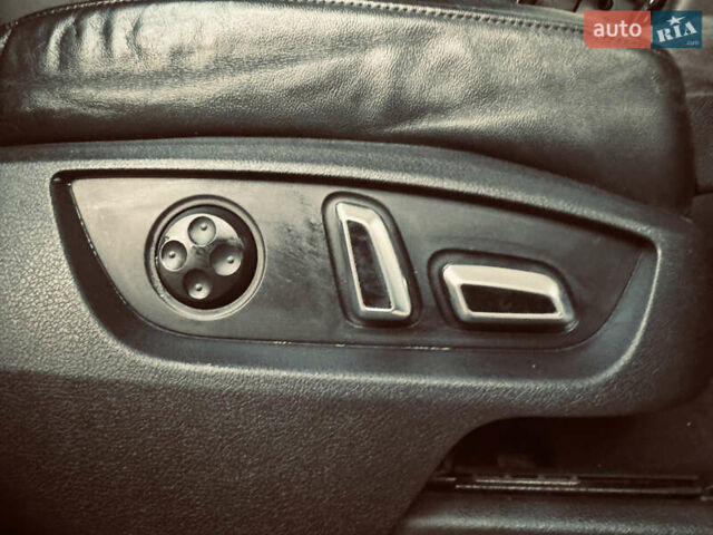 Белый Ауди Ку 7, объемом двигателя 2.97 л и пробегом 350 тыс. км за 17800 $, фото 42 на Automoto.ua