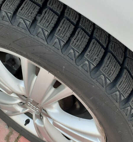 Білий Ауді Ку 7, об'ємом двигуна 3 л та пробігом 214 тис. км за 13500 $, фото 54 на Automoto.ua