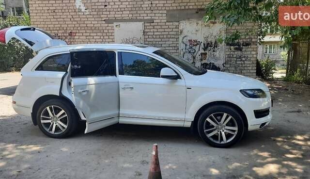 Белый Ауди Ку 7, объемом двигателя 2.97 л и пробегом 281 тыс. км за 16000 $, фото 10 на Automoto.ua