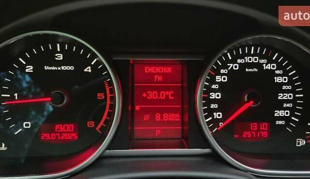 Білий Ауді Ку 7, об'ємом двигуна 2.97 л та пробігом 257 тис. км за 16700 $, фото 36 на Automoto.ua