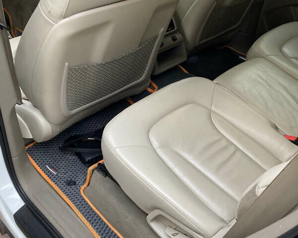 Білий Ауді Ку 7, об'ємом двигуна 3 л та пробігом 214 тис. км за 13500 $, фото 69 на Automoto.ua