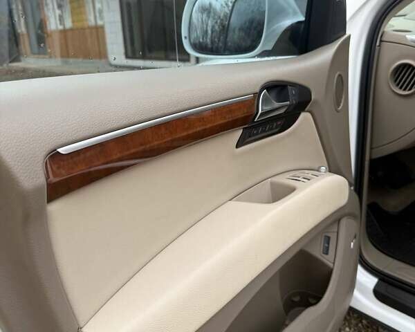 Белый Ауди Ку 7, объемом двигателя 3 л и пробегом 327 тыс. км за 17100 $, фото 48 на Automoto.ua
