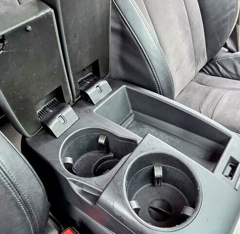 Білий Ауді Ку 7, об'ємом двигуна 2.97 л та пробігом 257 тис. км за 16700 $, фото 20 на Automoto.ua