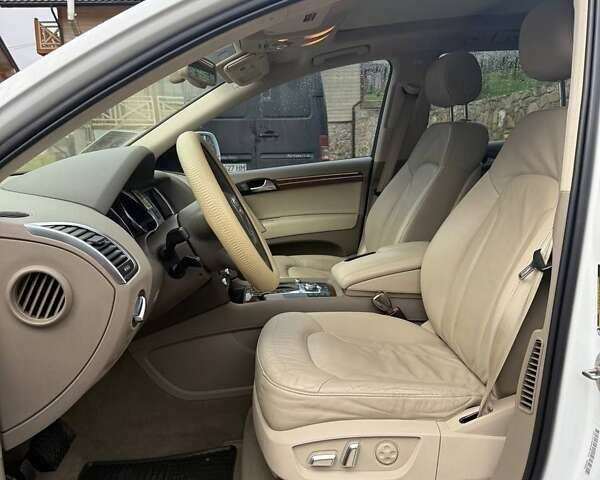 Белый Ауди Ку 7, объемом двигателя 3 л и пробегом 327 тыс. км за 17100 $, фото 43 на Automoto.ua