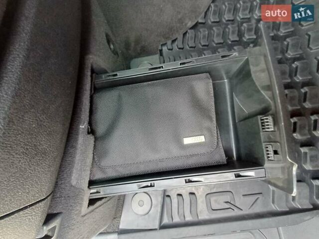 Білий Ауді Ку 7, об'ємом двигуна 2.97 л та пробігом 400 тис. км за 16999 $, фото 21 на Automoto.ua