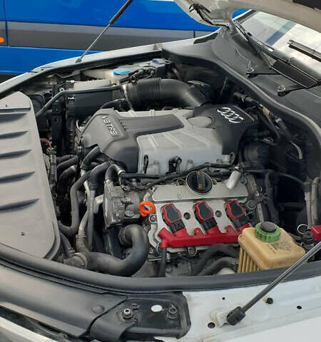 Білий Ауді Ку 7, об'ємом двигуна 3 л та пробігом 214 тис. км за 13500 $, фото 72 на Automoto.ua