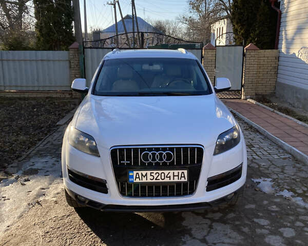 Білий Ауді Ку 7, об'ємом двигуна 3 л та пробігом 214 тис. км за 13500 $, фото 13 на Automoto.ua
