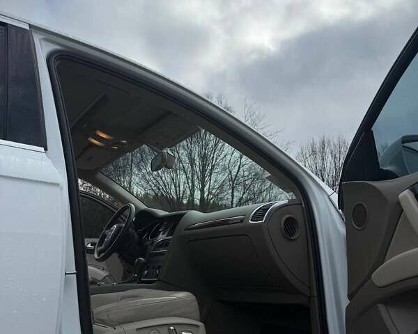 Белый Ауди Ку 7, объемом двигателя 3 л и пробегом 327 тыс. км за 17100 $, фото 46 на Automoto.ua