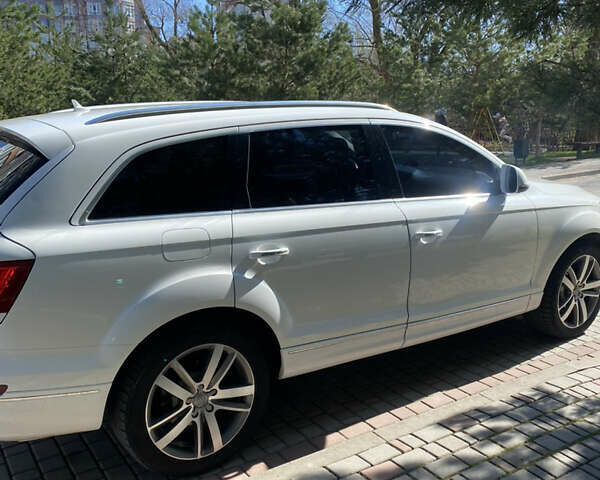 Білий Ауді Ку 7, об'ємом двигуна 2.99 л та пробігом 246 тис. км за 16200 $, фото 9 на Automoto.ua