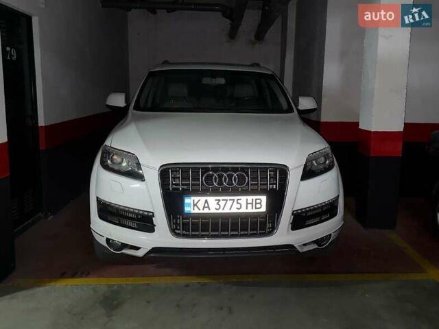 Белый Ауди Ку 7, объемом двигателя 3 л и пробегом 220 тыс. км за 15000 $, фото 11 на Automoto.ua