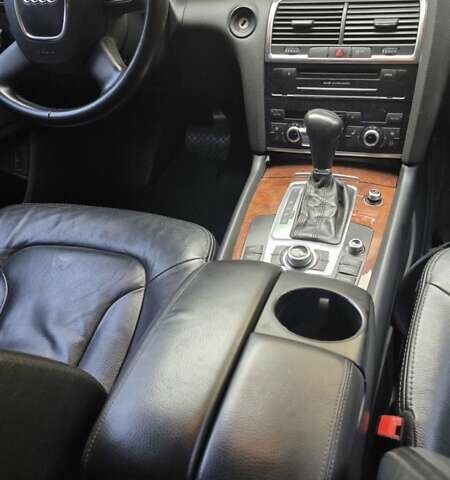 Белый Ауди Ку 7, объемом двигателя 2.97 л и пробегом 220 тыс. км за 15500 $, фото 2 на Automoto.ua