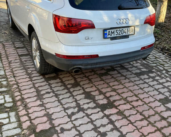 Білий Ауді Ку 7, об'ємом двигуна 3 л та пробігом 214 тис. км за 13500 $, фото 17 на Automoto.ua