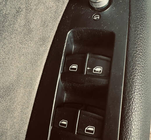 Белый Ауди Ку 7, объемом двигателя 2.97 л и пробегом 350 тыс. км за 17800 $, фото 35 на Automoto.ua