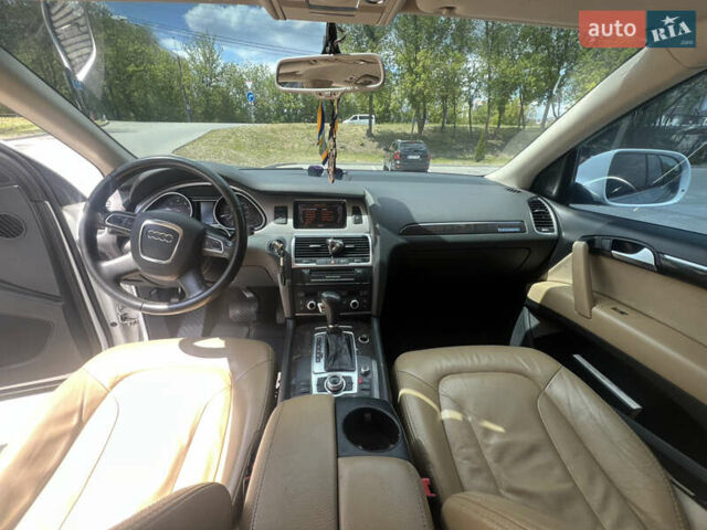 Білий Ауді Ку 7, об'ємом двигуна 3 л та пробігом 240 тис. км за 12000 $, фото 5 на Automoto.ua