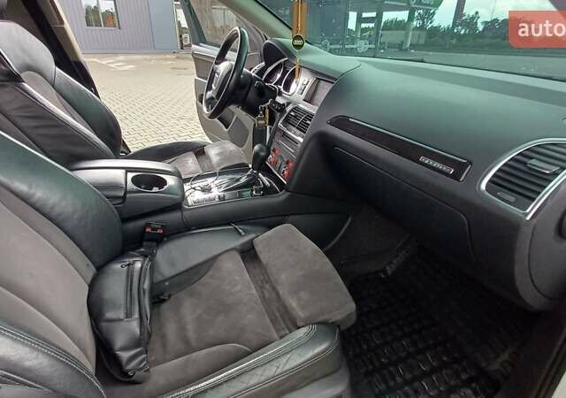 Белый Ауди Ку 7, объемом двигателя 2.97 л и пробегом 250 тыс. км за 17600 $, фото 24 на Automoto.ua