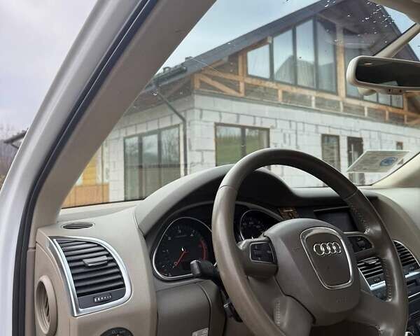 Белый Ауди Ку 7, объемом двигателя 3 л и пробегом 327 тыс. км за 17100 $, фото 42 на Automoto.ua