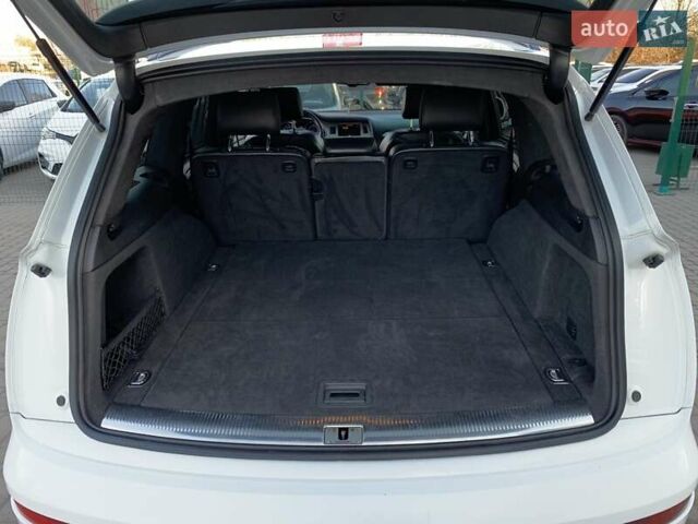 Білий Ауді Ку 7, об'ємом двигуна 3 л та пробігом 244 тис. км за 12855 $, фото 28 на Automoto.ua