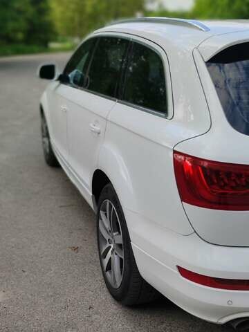 Ауди Ку 7 2011 в Львове на Automoto.ua Белый Ауди Ку 7, объемом двигателя 2.97 л и пробегом 278 тыс. км за 18999 $, фото 4 на Automoto.ua