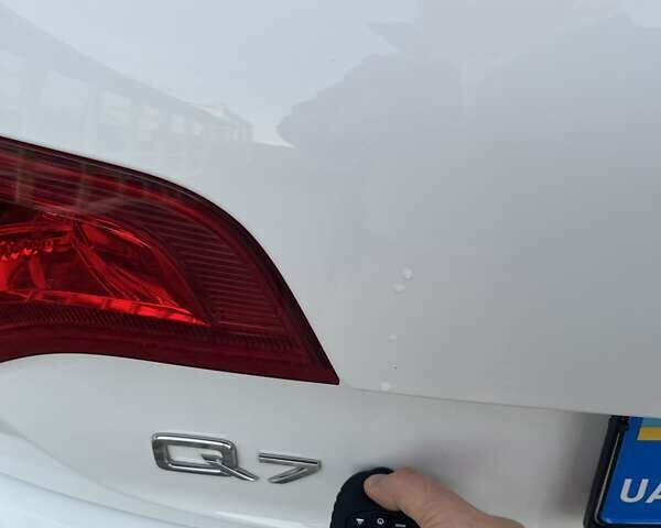 Белый Ауди Ку 7, объемом двигателя 2.97 л и пробегом 207 тыс. км за 15999 $, фото 128 на Automoto.ua