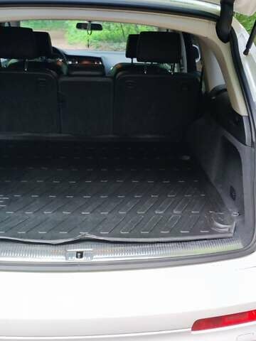 Ауди Ку 7 2011 в Львове на Automoto.ua Белый Ауди Ку 7, объемом двигателя 2.97 л и пробегом 278 тыс. км за 18999 $, фото 31 на Automoto.ua