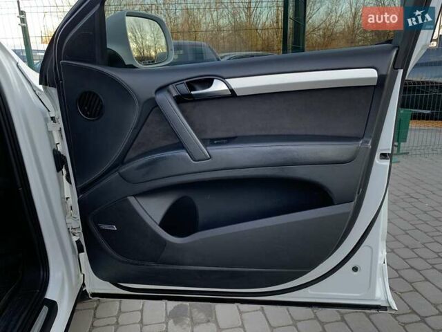 Білий Ауді Ку 7, об'ємом двигуна 3 л та пробігом 244 тис. км за 12855 $, фото 34 на Automoto.ua