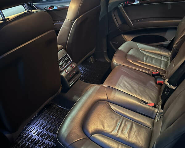 Белый Ауди Ку 7, объемом двигателя 2.97 л и пробегом 244 тыс. км за 16000 $, фото 6 на Automoto.ua