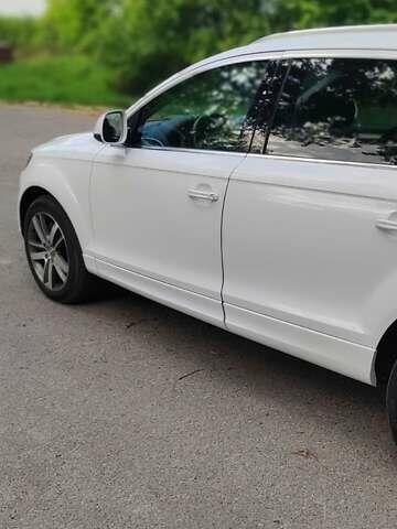 Ауди Ку 7 2011 в Львове на Automoto.ua Белый Ауди Ку 7, объемом двигателя 2.97 л и пробегом 278 тыс. км за 18999 $, фото 6 на Automoto.ua