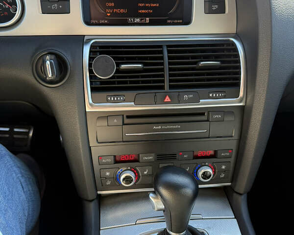 Белый Ауди Ку 7, объемом двигателя 2.97 л и пробегом 273 тыс. км за 23999 $, фото 20 на Automoto.ua