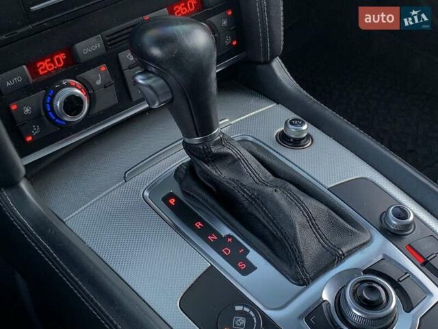 Білий Ауді Ку 7, об'ємом двигуна 3 л та пробігом 244 тис. км за 12855 $, фото 52 на Automoto.ua