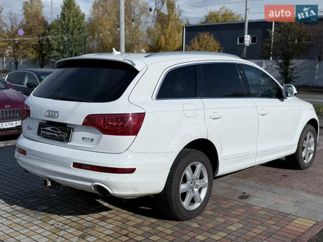 Ауді Ку 7 2011 у Києві на Automoto.ua Білий Ауді Ку 7, об'ємом двигуна 3 л та пробігом 230 тис. км за 12000 $, фото 6 на Automoto.ua