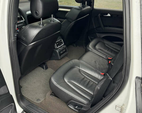 Белый Ауди Ку 7, объемом двигателя 2.97 л и пробегом 285 тыс. км за 20500 $, фото 12 на Automoto.ua