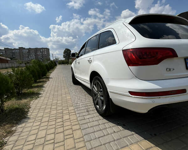 Белый Ауди Ку 7, объемом двигателя 3 л и пробегом 231 тыс. км за 17500 $, фото 5 на Automoto.ua