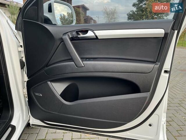 Белый Ауди Ку 7, объемом двигателя 2.97 л и пробегом 207 тыс. км за 15999 $, фото 101 на Automoto.ua