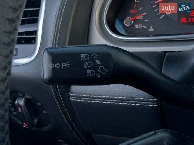 Білий Ауді Ку 7, об'ємом двигуна 3 л та пробігом 244 тис. км за 12855 $, фото 48 на Automoto.ua