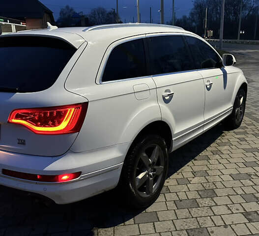 Белый Ауди Ку 7, объемом двигателя 2.97 л и пробегом 244 тыс. км за 16000 $, фото 3 на Automoto.ua