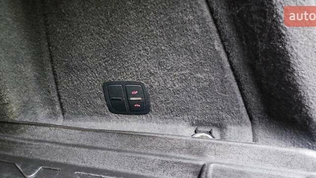 Ауди Ку 7 2011 в Львове на Automoto.ua Белый Ауди Ку 7, объемом двигателя 2.97 л и пробегом 278 тыс. км за 18999 $, фото 30 на Automoto.ua