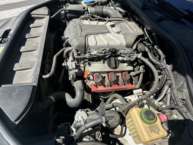 Белый Ауди Ку 7, объемом двигателя 3 л и пробегом 305 тыс. км за 16900 $, фото 9 на Automoto.ua