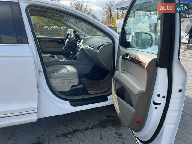 Білий Ауді Ку 7, об'ємом двигуна 3 л та пробігом 365 тис. км за 12300 $, фото 20 на Automoto.ua