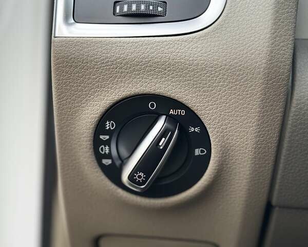 Білий Ауді Ку 7, об'ємом двигуна 3 л та пробігом 255 тис. км за 17500 $, фото 107 на Automoto.ua