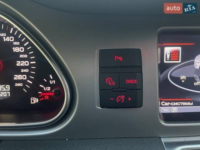 Белый Ауди Ку 7, объемом двигателя 2.97 л и пробегом 75 тыс. км за 25900 $, фото 42 на Automoto.ua